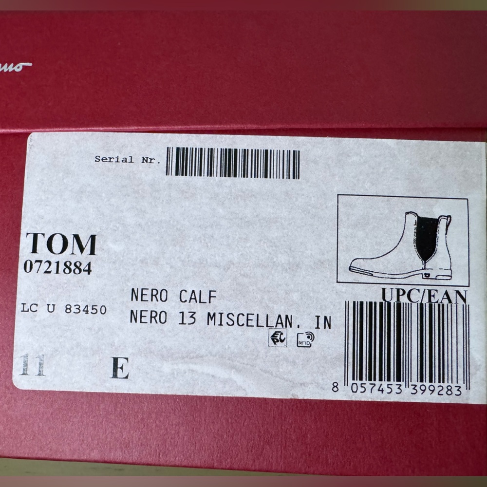 Salvatore Ferragamo Tom Black Leather boots - Picture 11 of 11